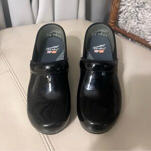 Brand NEW DANSKO XP 2.0 Glossy Black LOAFERS